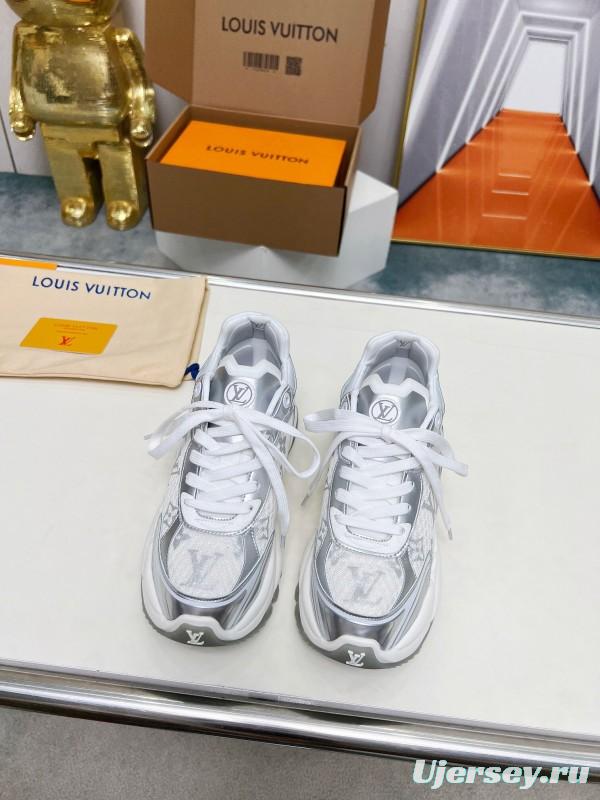 2025 Unisex Louis Vuitton White Grey Mesh Leather Sneakers LY00340