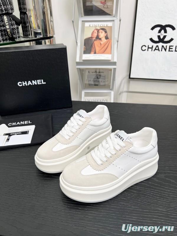 2025 Women Chanel White Beige Leather Suede Sneakers LY00290