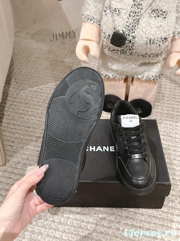 2025 Women Chanel Black Leather Sneakers