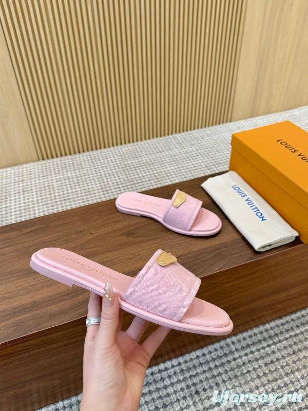 2025 Women Louis Vuitton Pink Leather Slippers LY00220