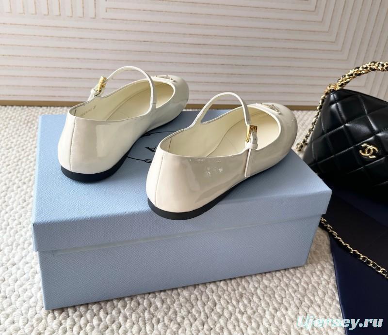2025 Women Prada White Patent Leather Mary Jane Flat Shoes