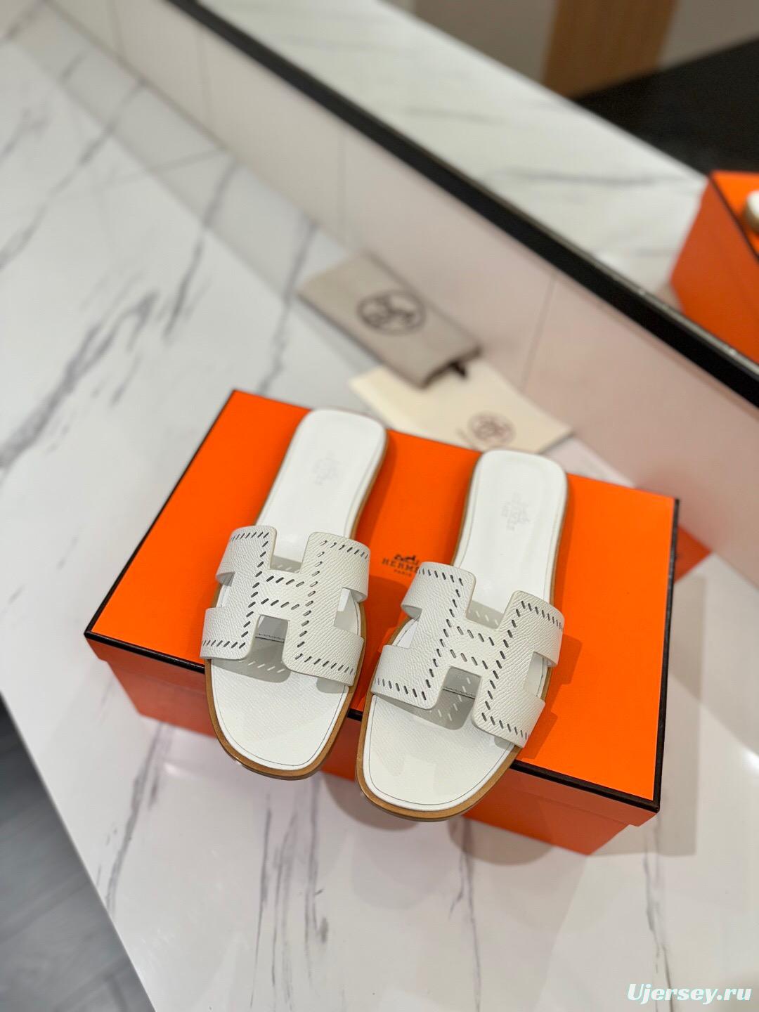 2025 Women Hermès White Leather Sandals
