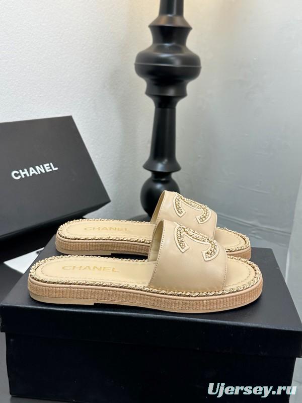 2025 Slippers Chanel Beige Leather Slippers