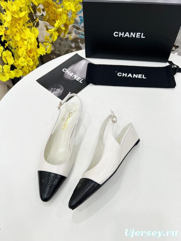 2025 Women Chanel White Black Leather Slingback Flats