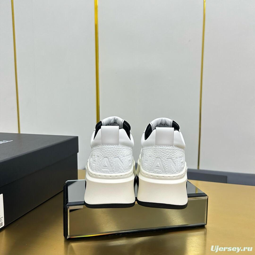 2025 Women Chanel White Black Leather Sneakers