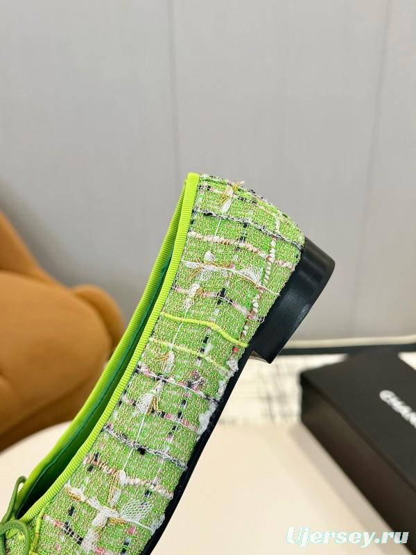 2025 Women Chanel Green Black Lambskin Ballet Flats LY00250