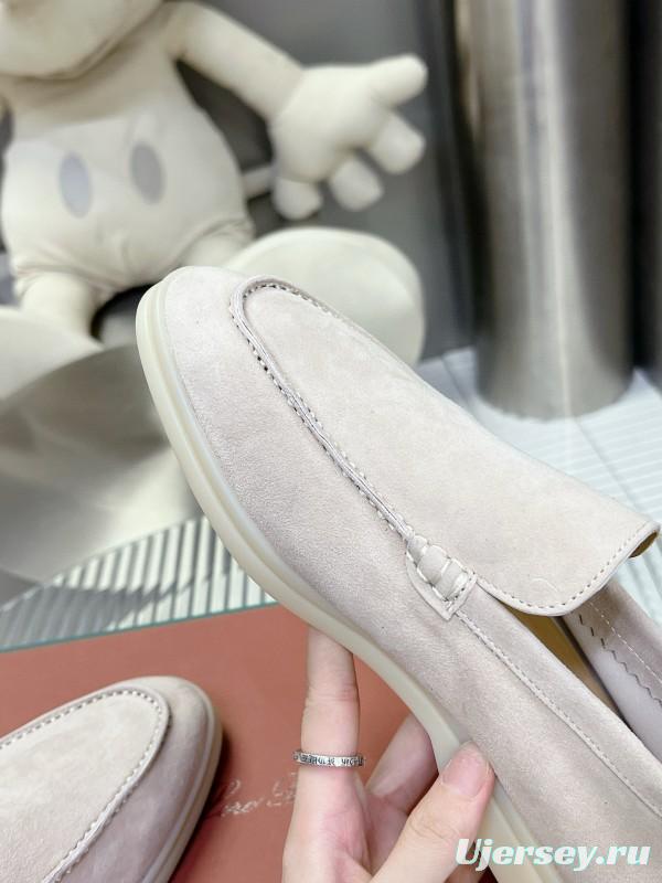 2024 Unisex Le Parmentier White Suede Loafers MJ00270