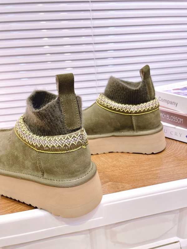 2024 Women UGG Olive Suede Wool Sock Boots MJ00230
