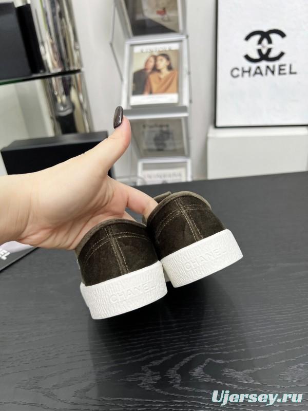 2025 Women Chanel Army Green Suede Casual Sneakers