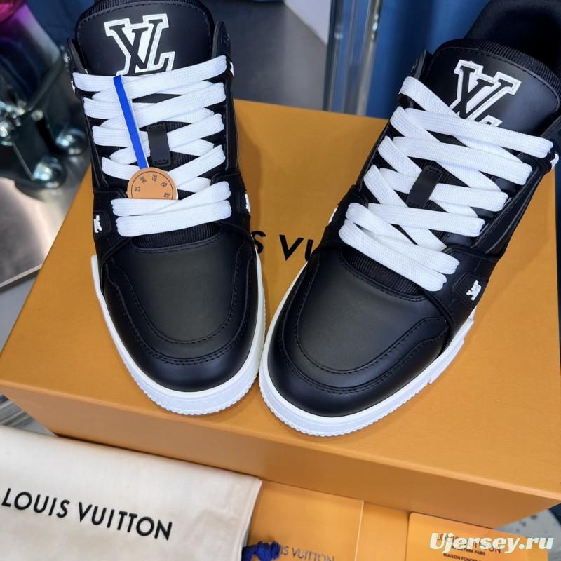2025 Men Louis Vuitton Black White Leather LV Trainer