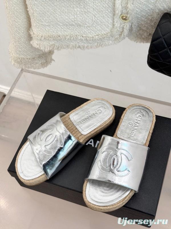 2025 Slippers Chanel Silver Leather Espadrille CC KFY00230