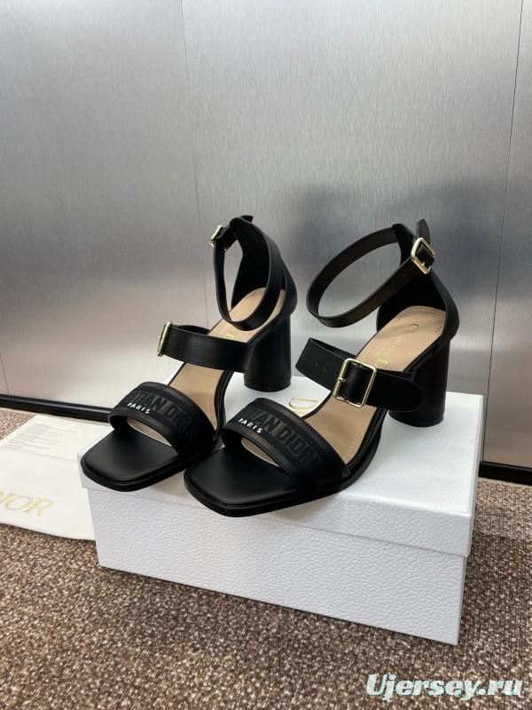 2025 Women Dior Black Leather Sandals Buckle KFY00310