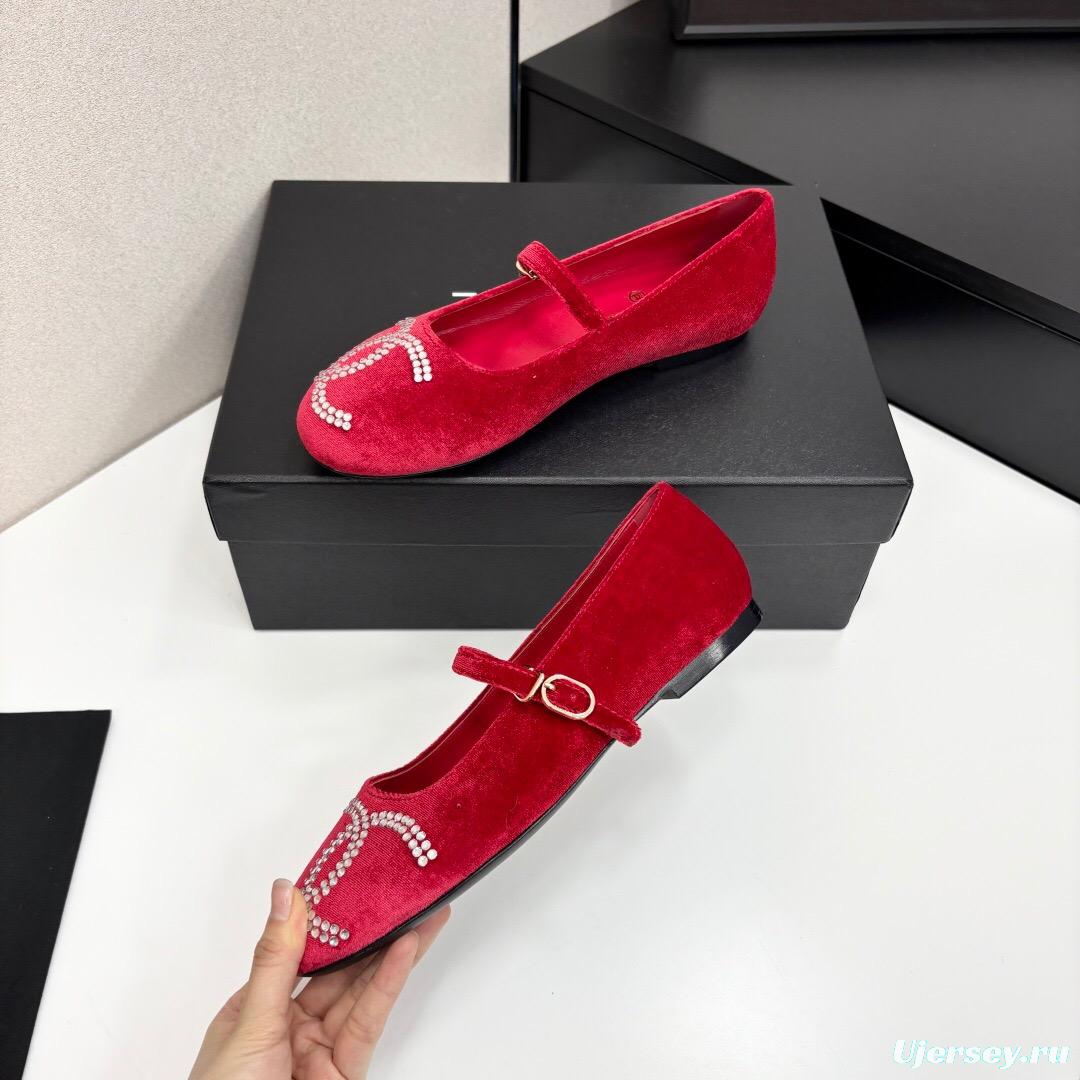 2025 Women Chanel Red Velvet Ballet Flats KFY00280