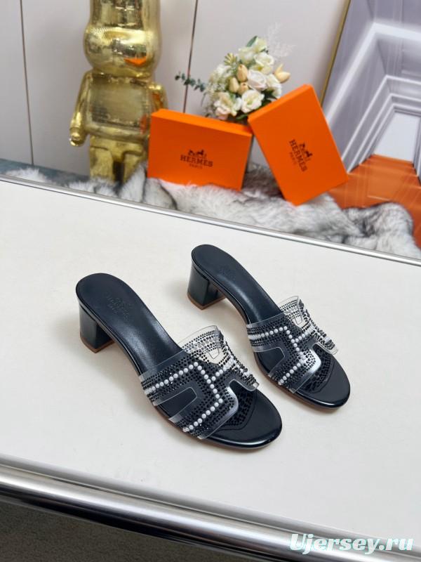 2025 Women Hermès Black Leather Slippers H Pattern MJ00180