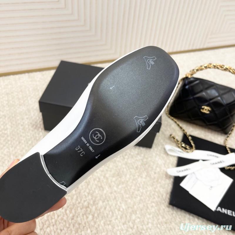 2025 Women Chanel White Black Leather Mary Jane Bow KFY00310