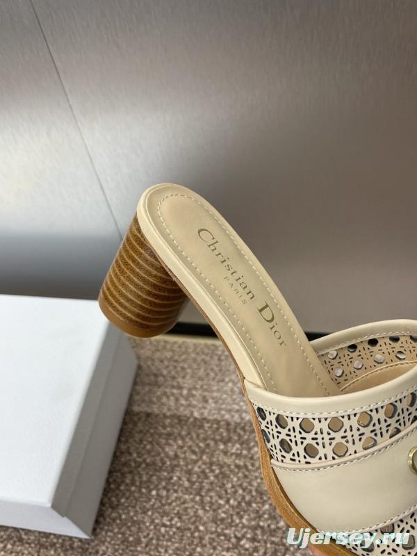 2025 Women Dior Beige Leather Sandals