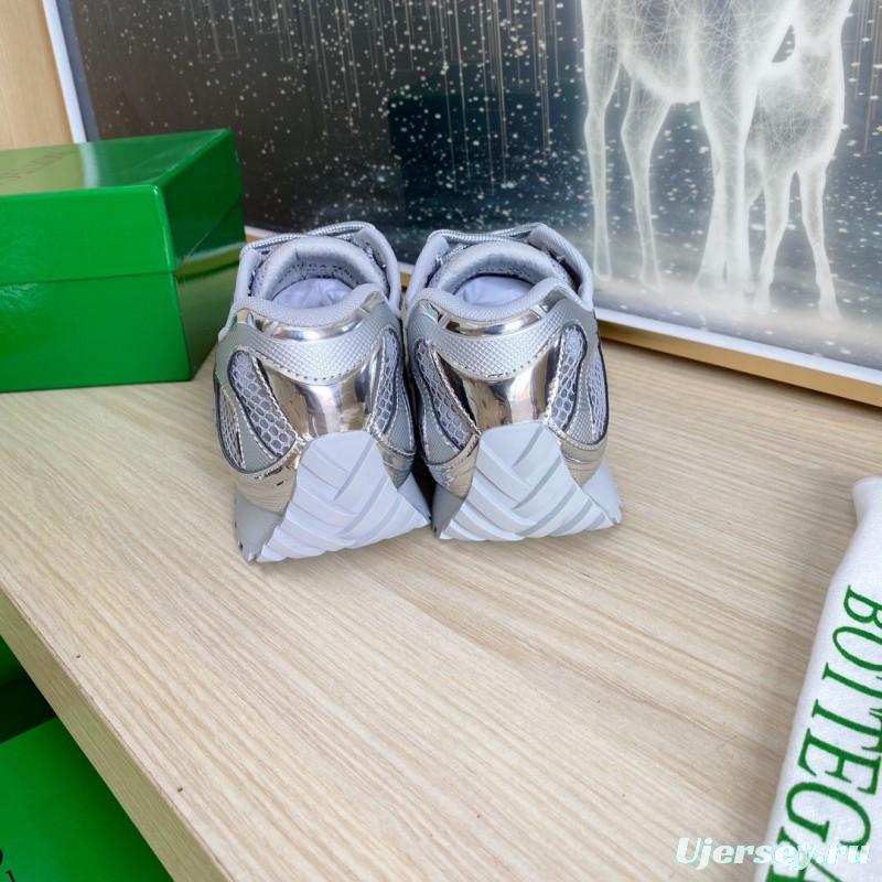 2025 Unisex Bottega Veneta Silver Grey Mesh TPU Runner Sneakers LY00310