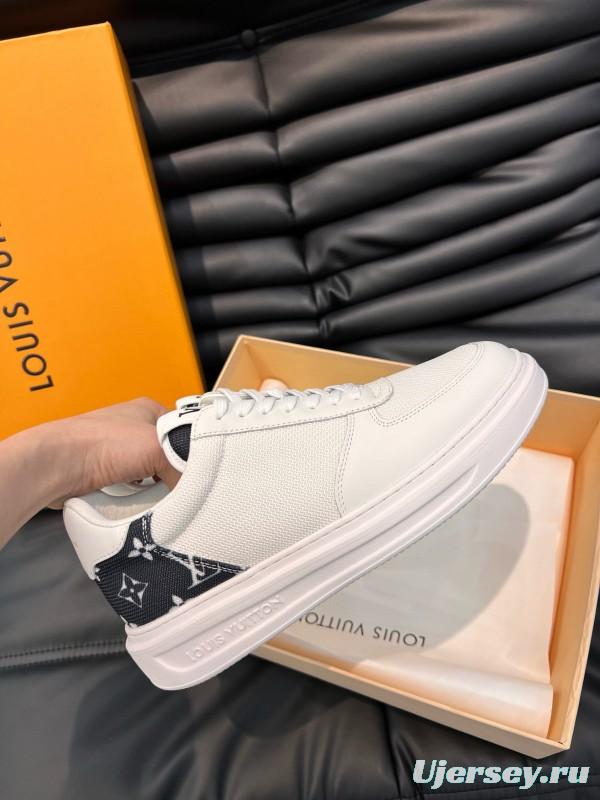 2024 Men Louis Vuitton White Leather Mesh Sneakers MJ00400