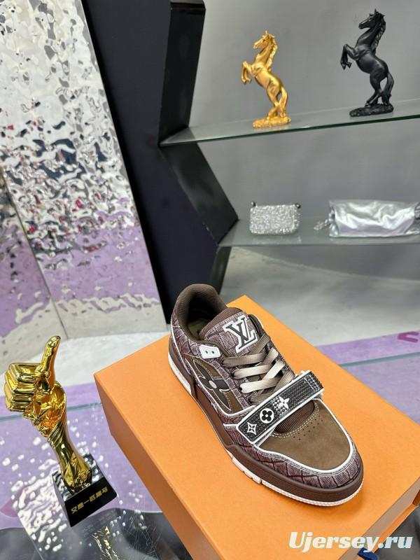 2024 Unisex Louis Vuitton Brown Silk Leather Denim Plimsolls Magic Tape MJ00410