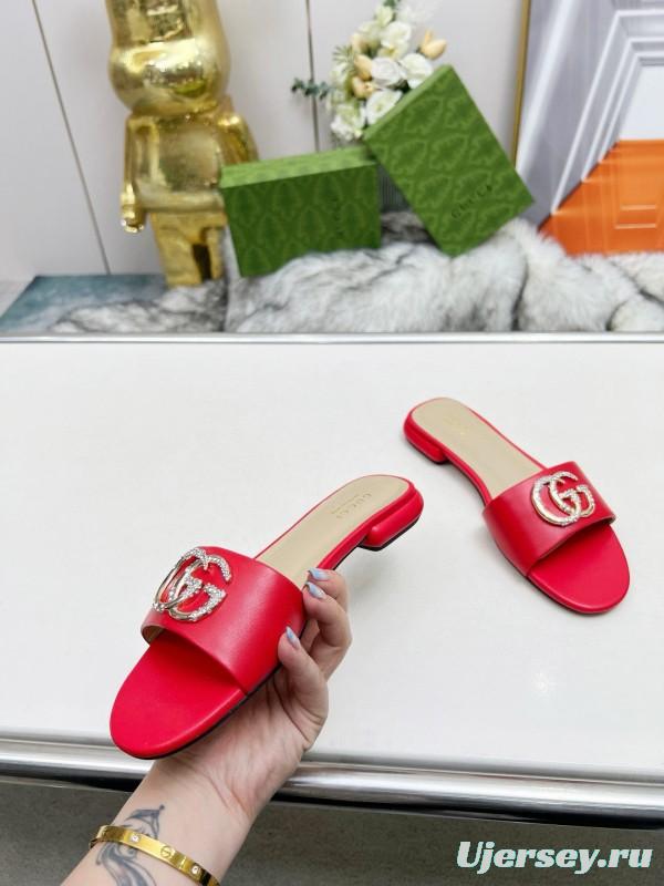 2025 Gucci Red Leather Slippers GG Ornament MJ00190