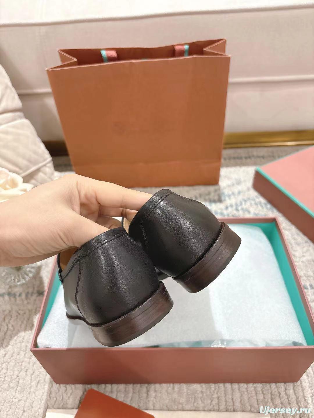 2025 Women Le Parmentier Black Leather Loafers LY00340