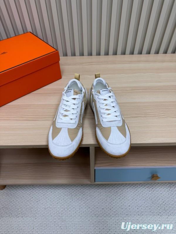 2025 Unisex Hermès White Beige Suede Down Fabric Sneakers Top Version KFY00300