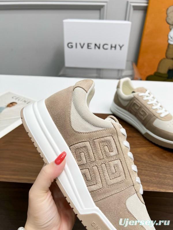 2024 Unisex Givenchy Beige Silk Calfskin Patent Leather Sneakers MJ00380