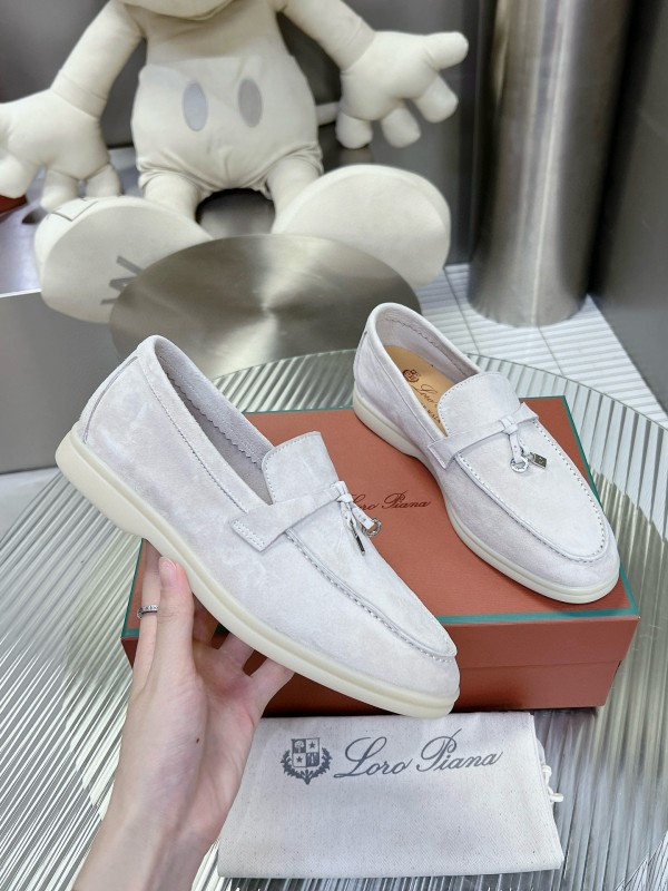 2024 Unisex Le Parmentier White Suede Loafers MJ00270