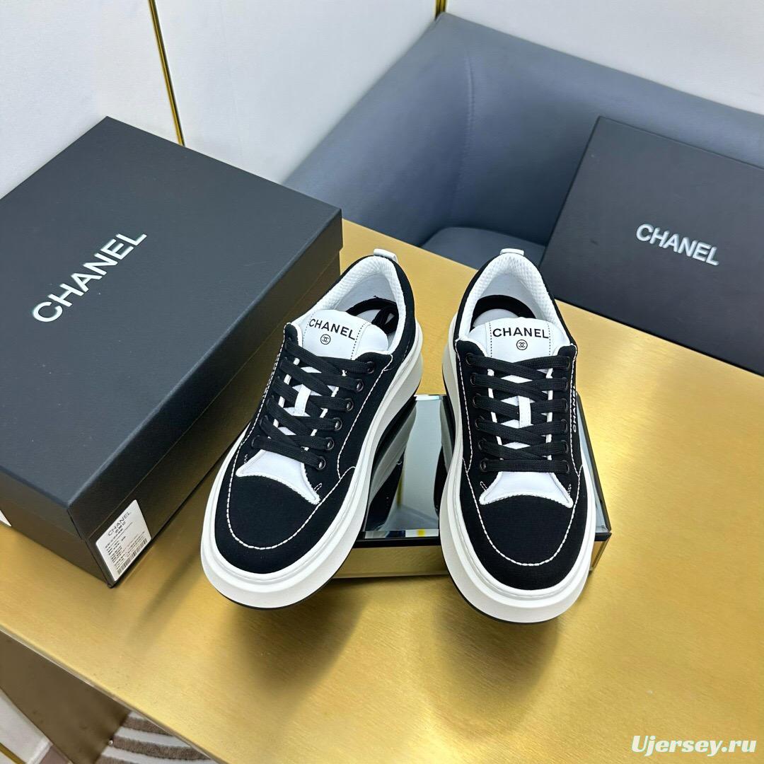 2025 Women Chanel Black White Leather Sneakers