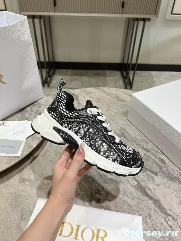 2025 Women Dior Black White Textile Casual Sneakers KFY00370