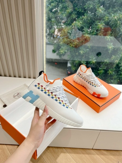2024 Unisex Hermès White Blue Yellow Orange Calfskin Suede Sneakers MJ00290