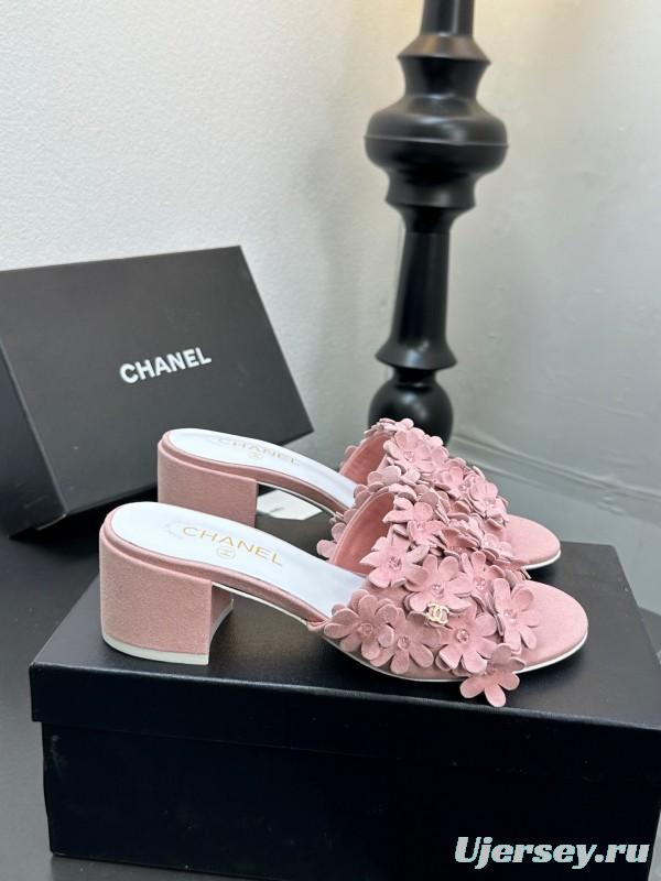 2025/Women Chanel Pink Suede Floral Embellished Block Heel Sandals LY00360(F)