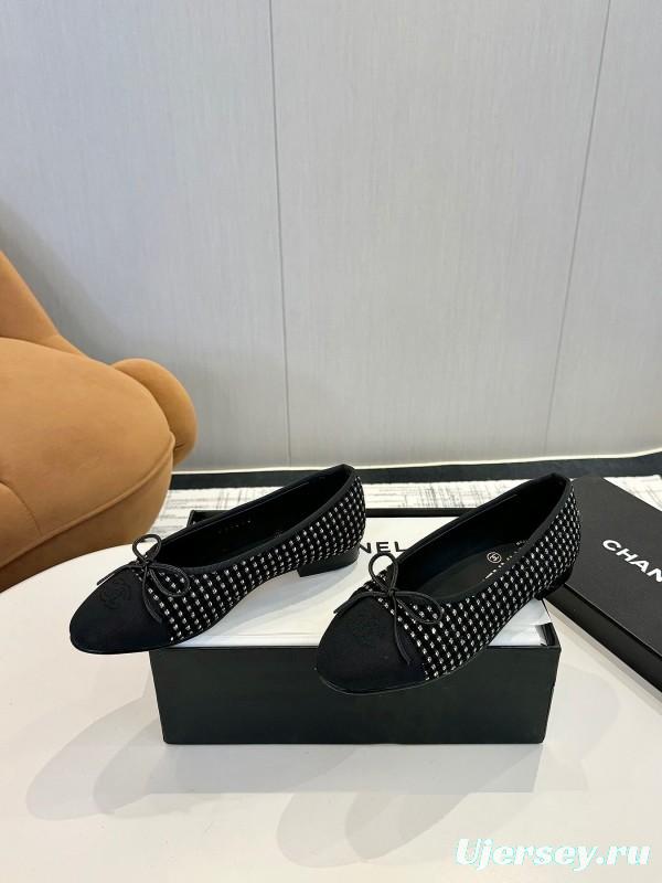 2025 Women Chanel Black White Wool Leather Ballet Flat LY00250