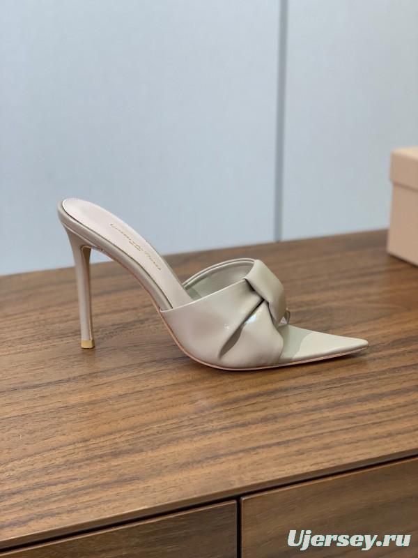 2025 Women Gianvito Rossi Beige Leather Pointed Toe High Heel Mule