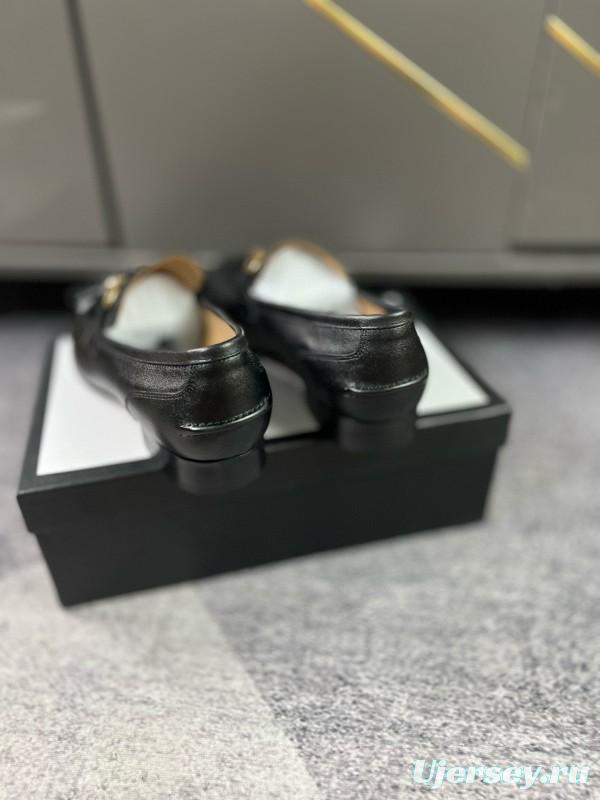 2024 Men Louis Vuitton Black Leather Loafer