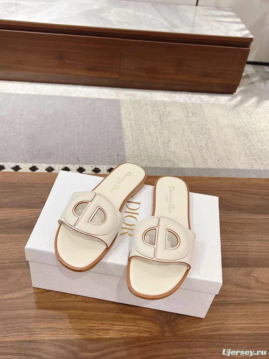2025 Women Dior White Leather Slippers LY00260