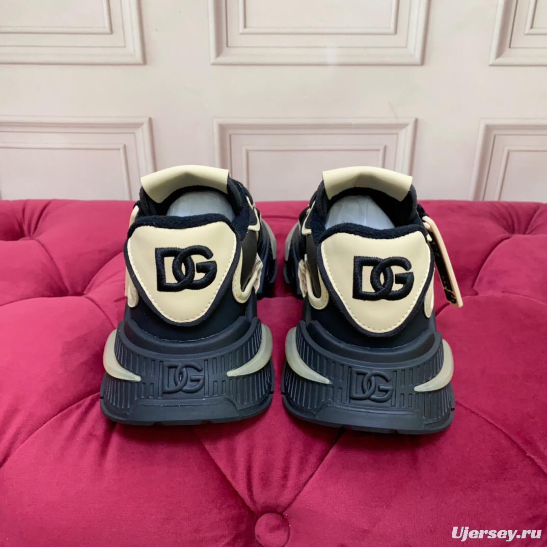2025 Unisex Dolce & Gabbana Black Beige Leather Sneakers DG LY00340