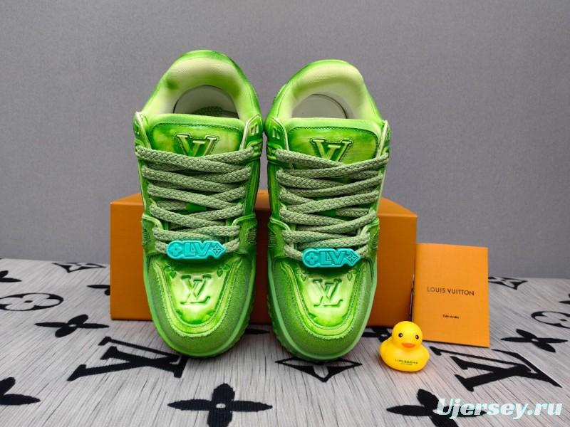 2025 Unisex Louis Vuitton Green Mesh Suede Trainer KFY00510