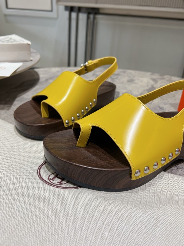 2025 Women Hermès Yellow Leather Sandals