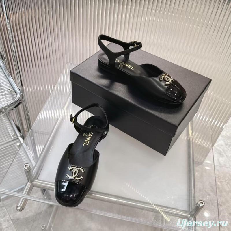 2025 Women Chanel Black Leather Patent Leather Loafers