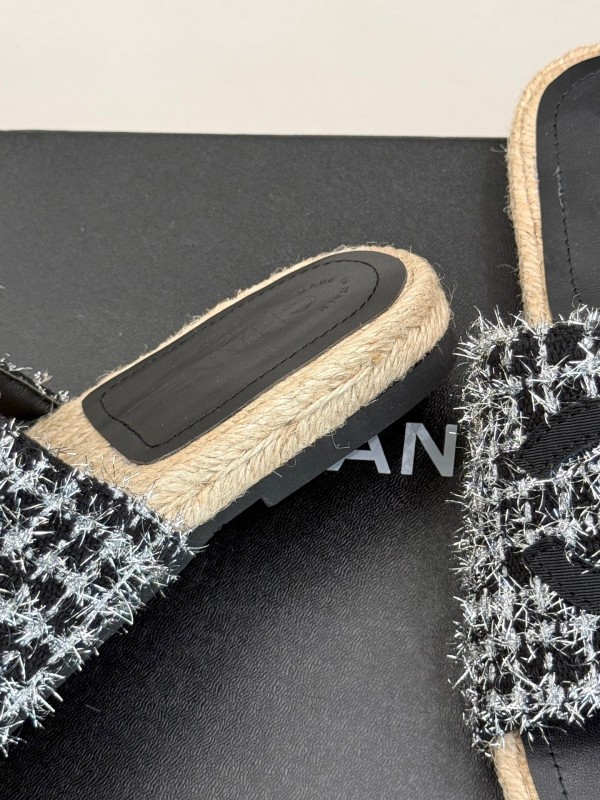2025 Slippers Chanel Black White Tweed Espadrille Handcrafted KFY00230