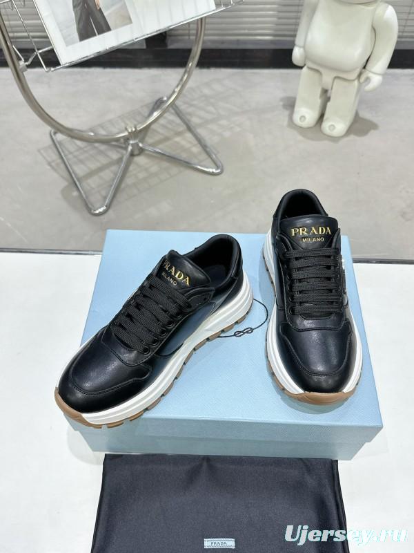 2025 Unisex Prada Black Calf Leather Sneakers KFY00310