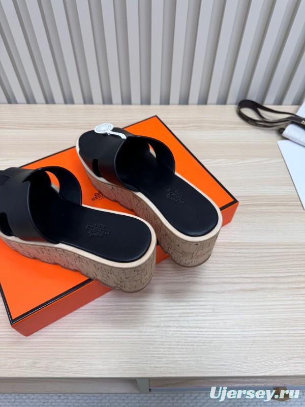 2025 Women Hermès Black Leather Wedge Sandals KFY00280
