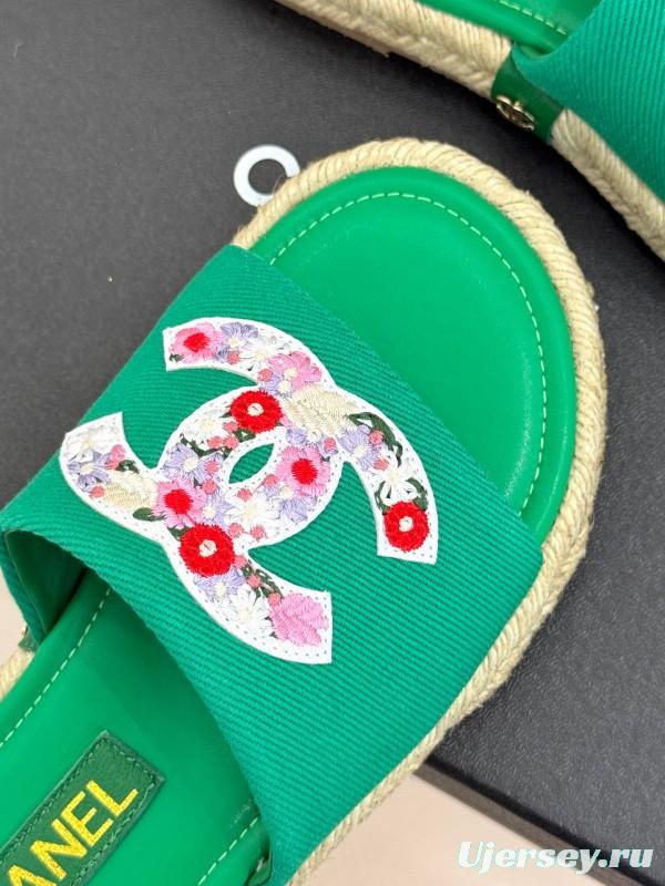 2025 Women Chanel Green Canvas Leather Slippers Embroidered KFY00230