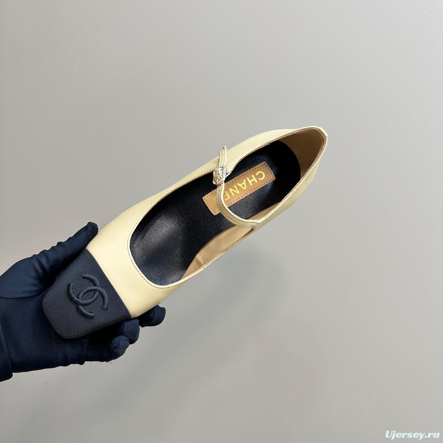 2025 Women Chanel Beige Black Leather Mary Jane Shoes KFY00290