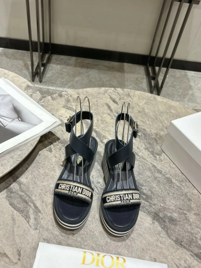 2025 Women Dior Black Leather Sandals Christian Dior Logo KFY00280