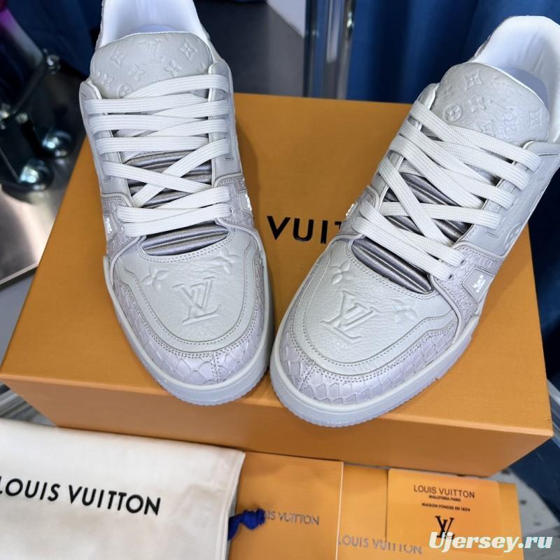 2025 Unisex Louis Vuitton White Leather LV Trainer
