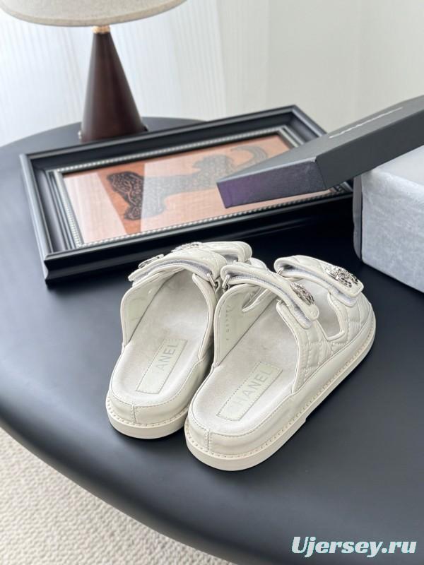 2025 Women Chanel White Leather Sandals LY00310