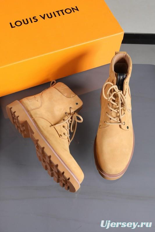 2024 Men Louis Vuitton Beige Nubuck Leather Ankle Boots MJ00470