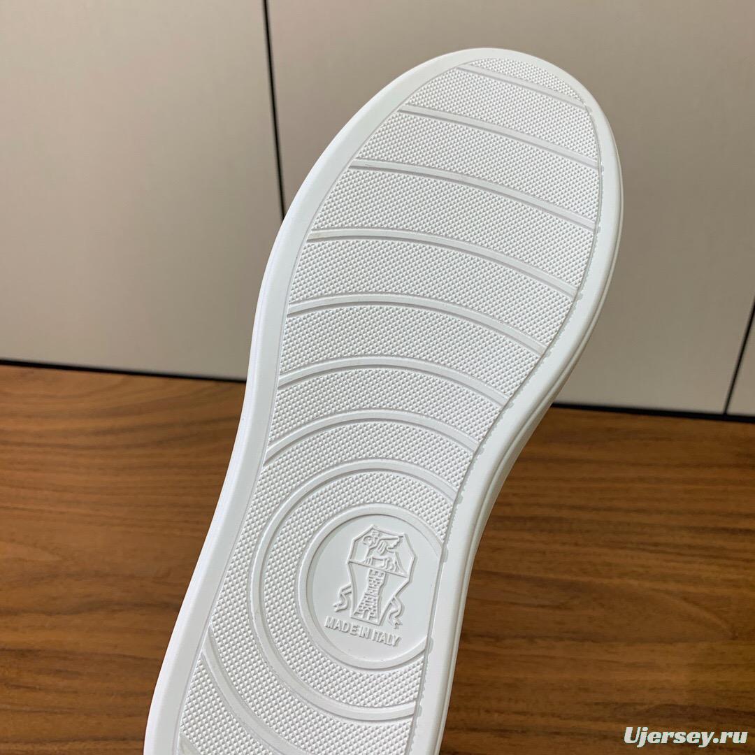 2025 Men Brunello Cucinelli Gray Leather Casual Sneakers Handmade Smooth Finish KFY00310 (M)